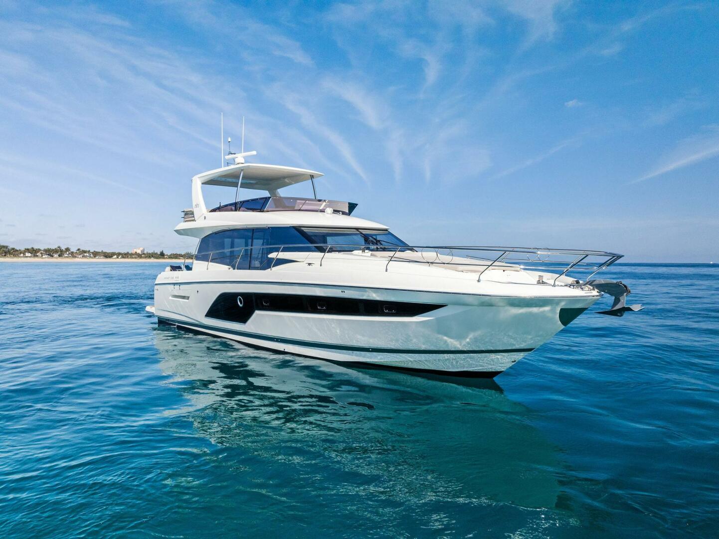 Slide: The Image of 2022 Prestige 590 Flybridge ANNA LOUISE - 4985377