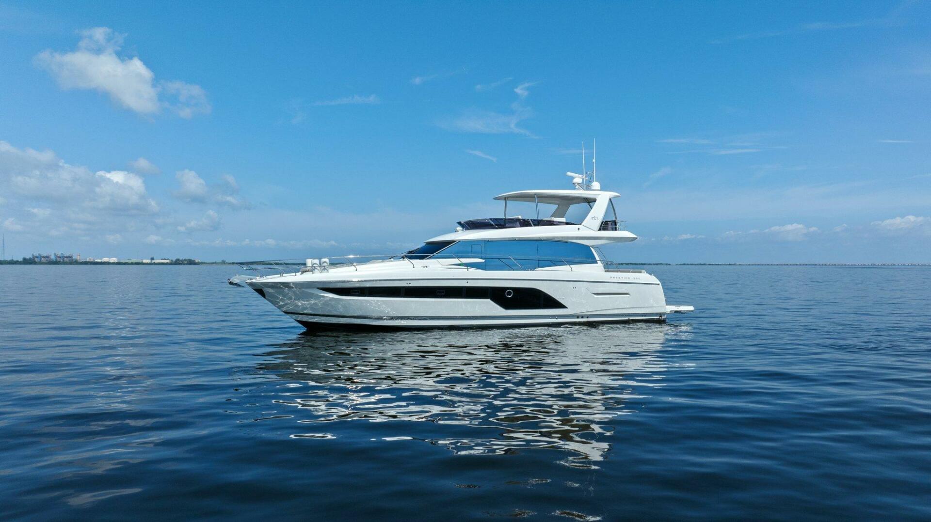 Slide: The Image of 2022 59 Prestige Flybridge - Nice Boat - Profile - 4683910