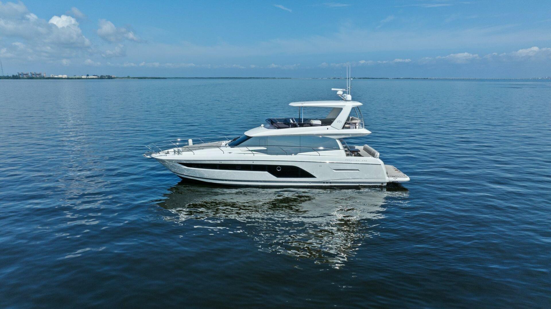 Slide: The Image of 2022 59 Prestige Flybridge - Nice Boat - Profile - 4683912