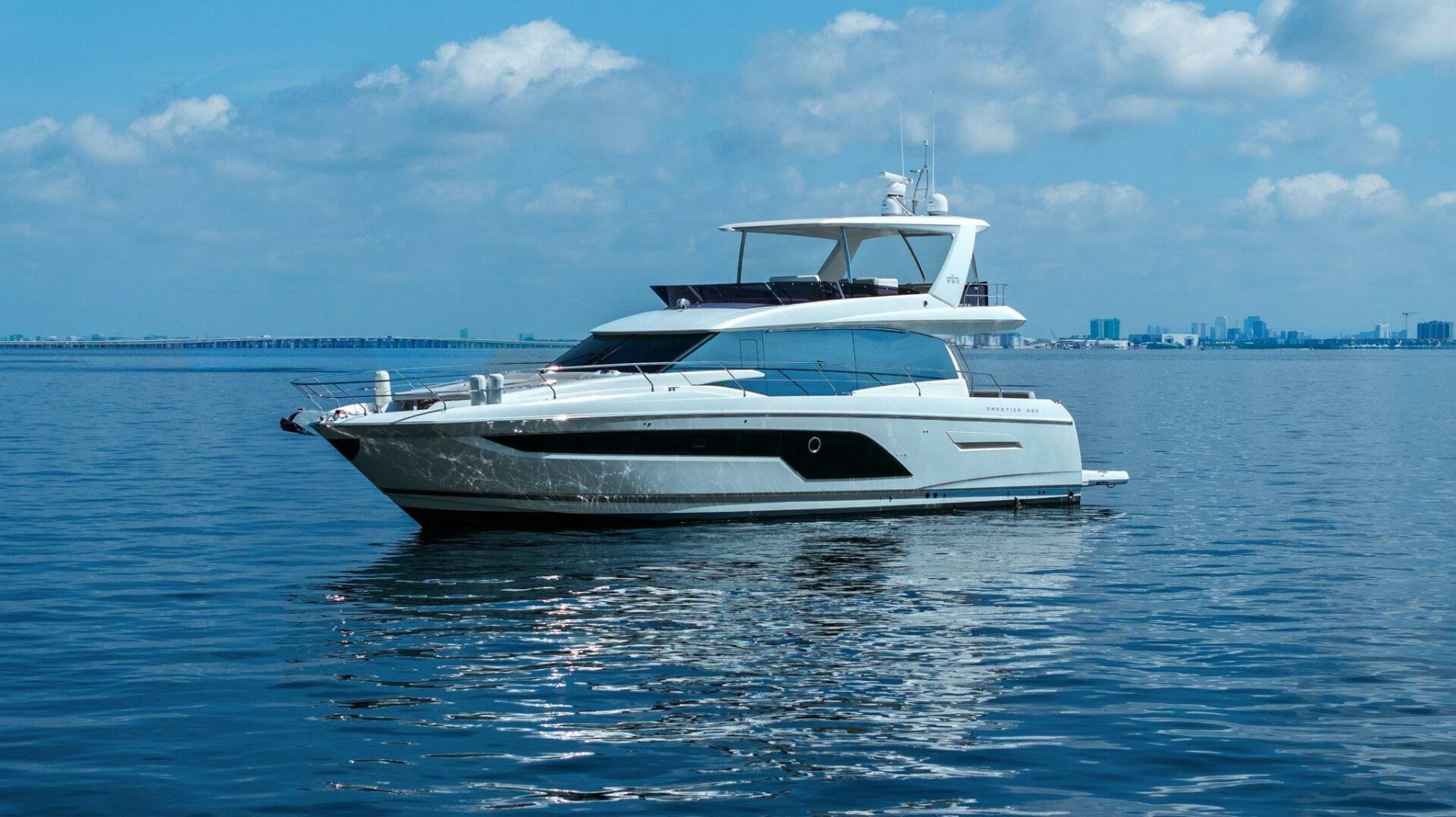 Slide: The Image of 2022 59 Prestige Flybridge - Nice Boat - Profile - 4683919