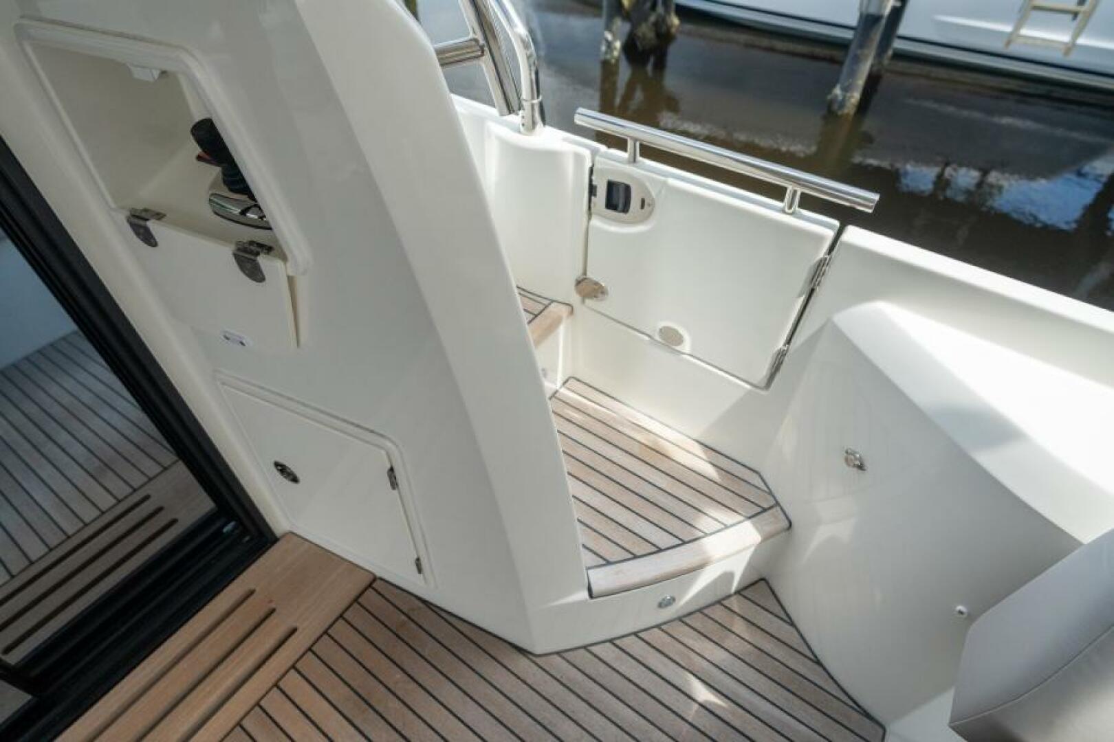 Slide: The Image of 2022 59 Prestige Flybridge - Nice Boat - Cockpit - 3976902