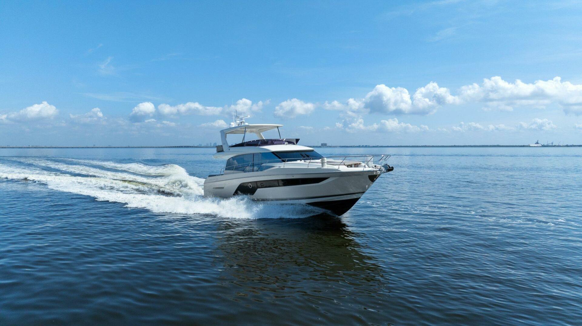 Slide: The Image of 2022 59 Prestige Flybridge - Nice Boat - Profile - 4683931