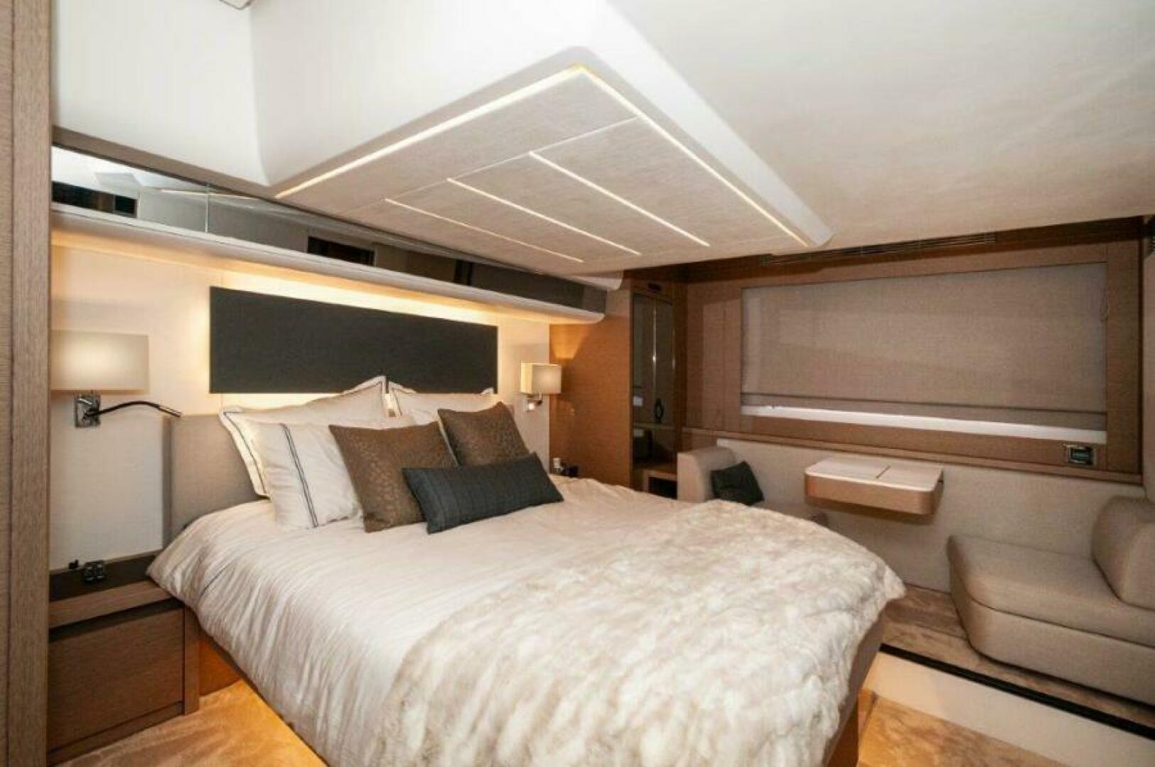 Slide: The Image of 2023 Prestige 590 Flybridge- GYS TRADE- Master SR 3 - 13