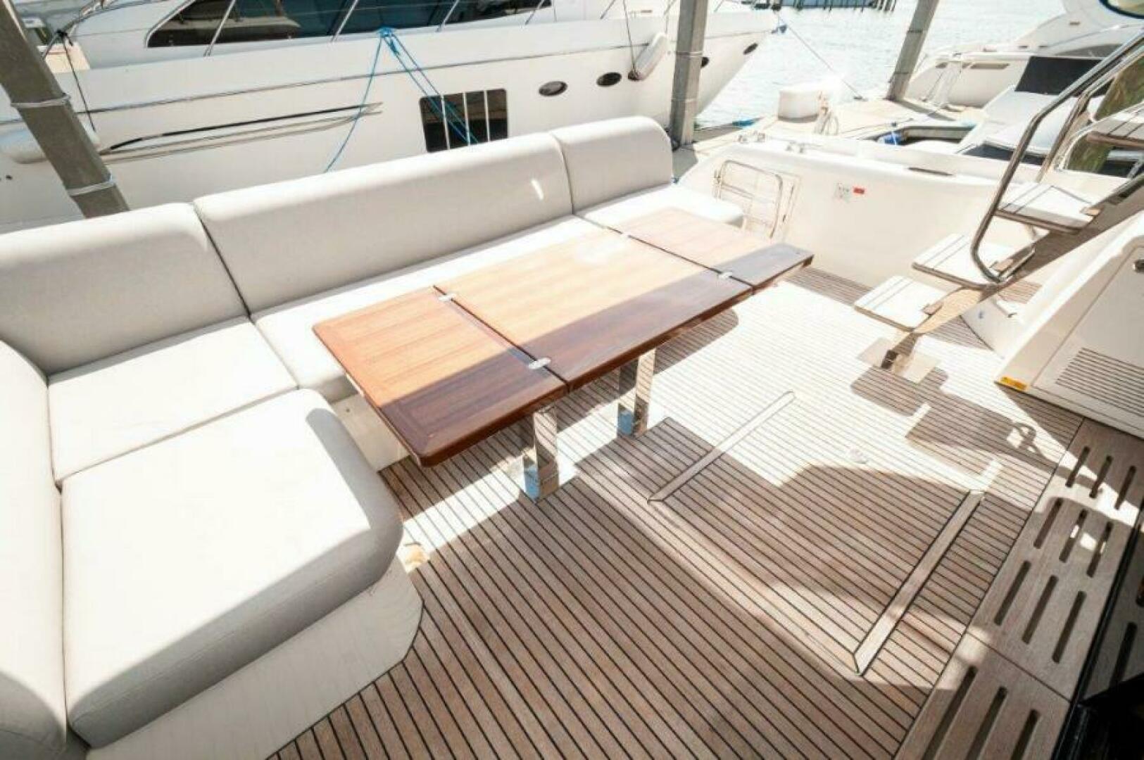 Slide: The Image of 2023 Prestige 590 Flybridge- GYS TRADE- Cockpit - 40