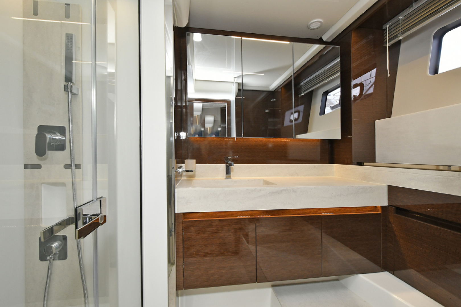 Slide: The Image of Master Head with Stall Shower - 3654978