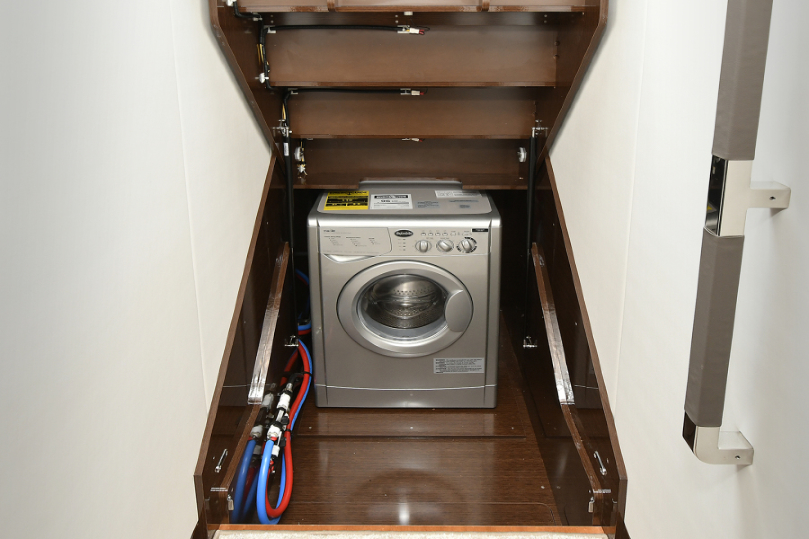 Slide: The Image of Washer/Dryer Unit - 3654981