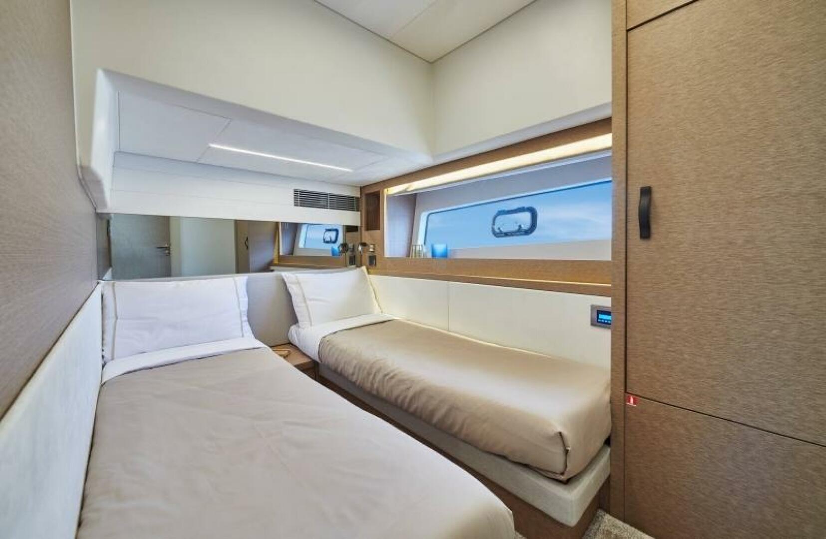 Slide: The Image of 2025 59 Prestige Flybridge - Sistership - 4930961