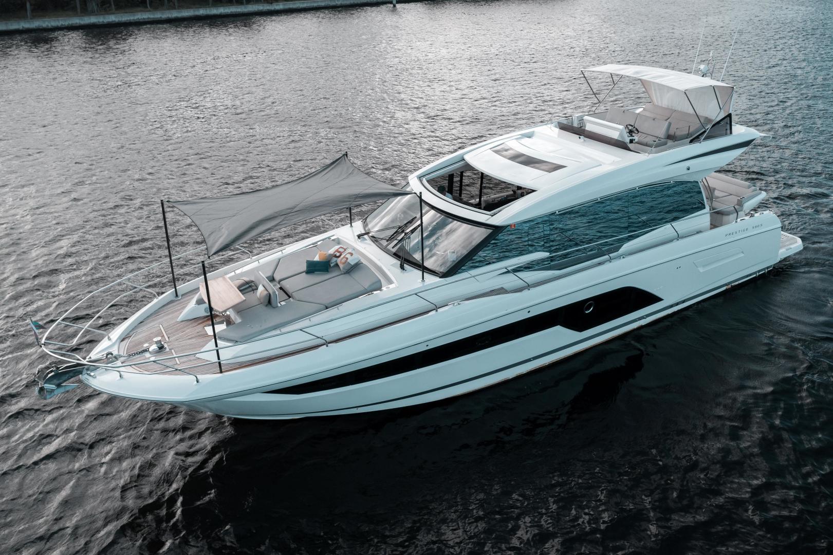 Slide: The Image of Prestige 590 S 2019 - 3492865