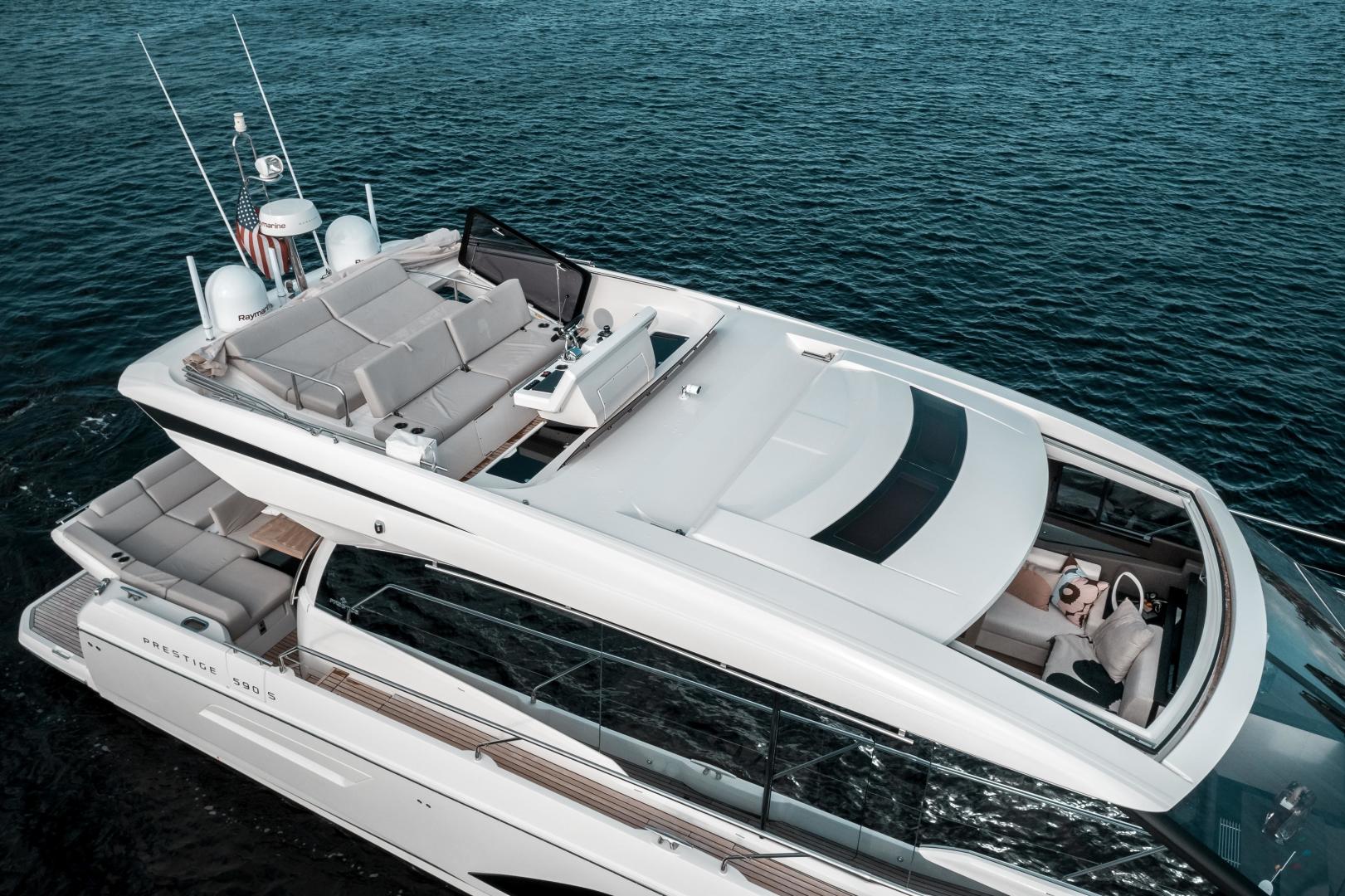 Slide: The Image of Prestige 590 S 2019 - 3492868