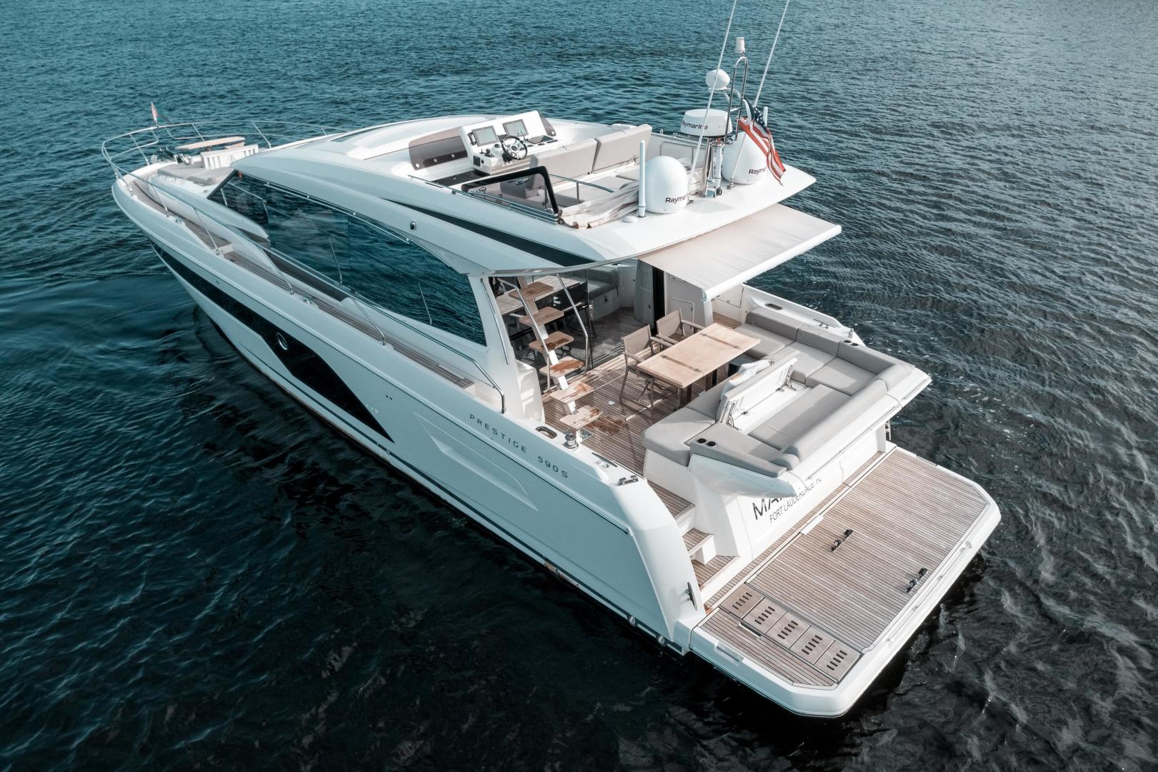 Slide: The Image of Prestige 590 S 2019 - 3492869
