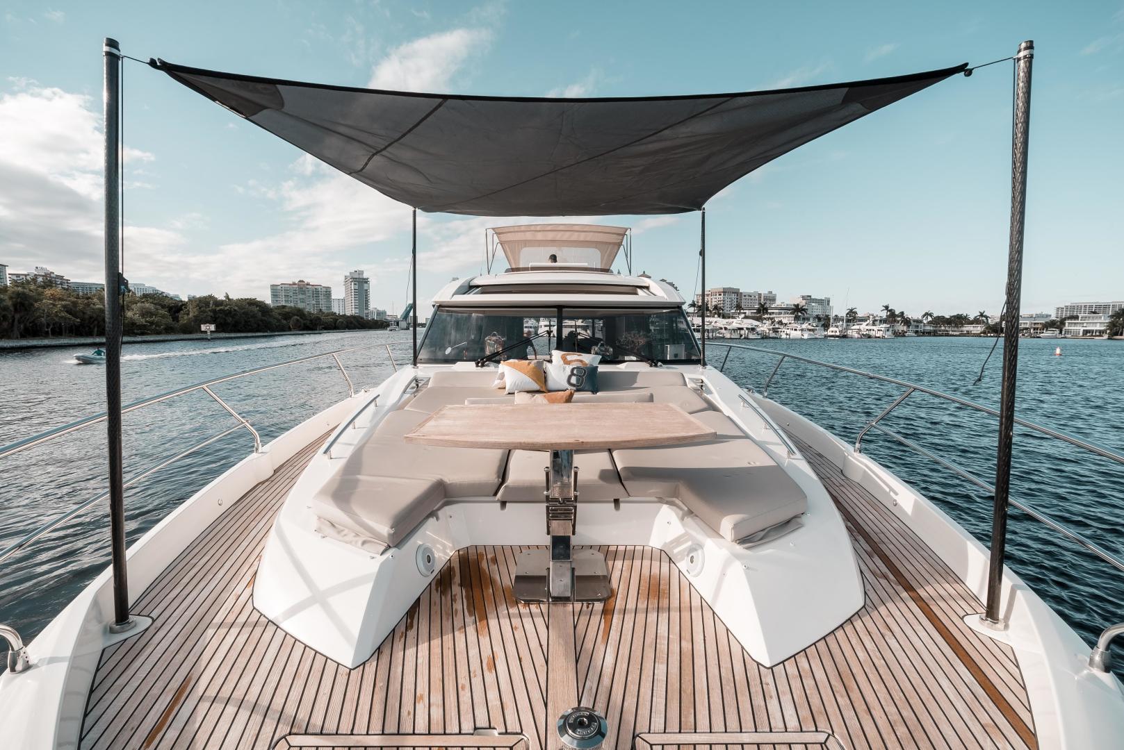 Slide: The Image of Prestige 590 S 2019 - 3492894