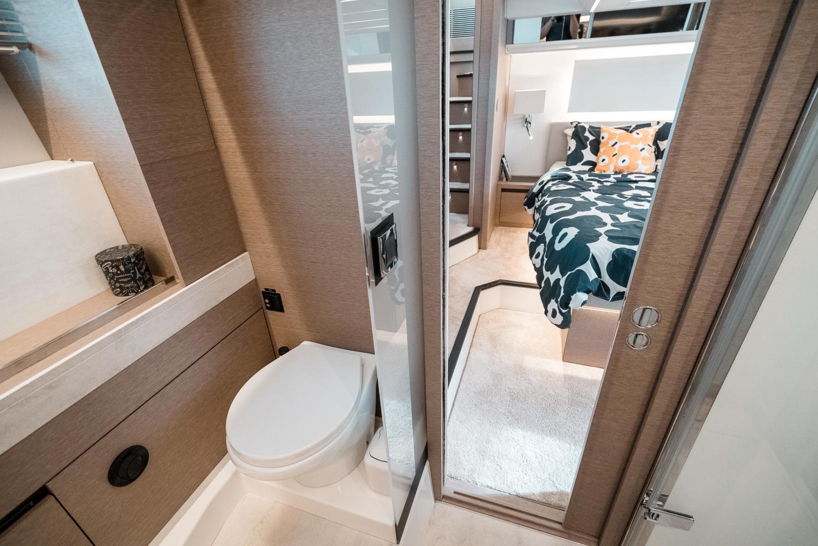 Slide: The Image of Prestige 590 S 2019 - 3492911