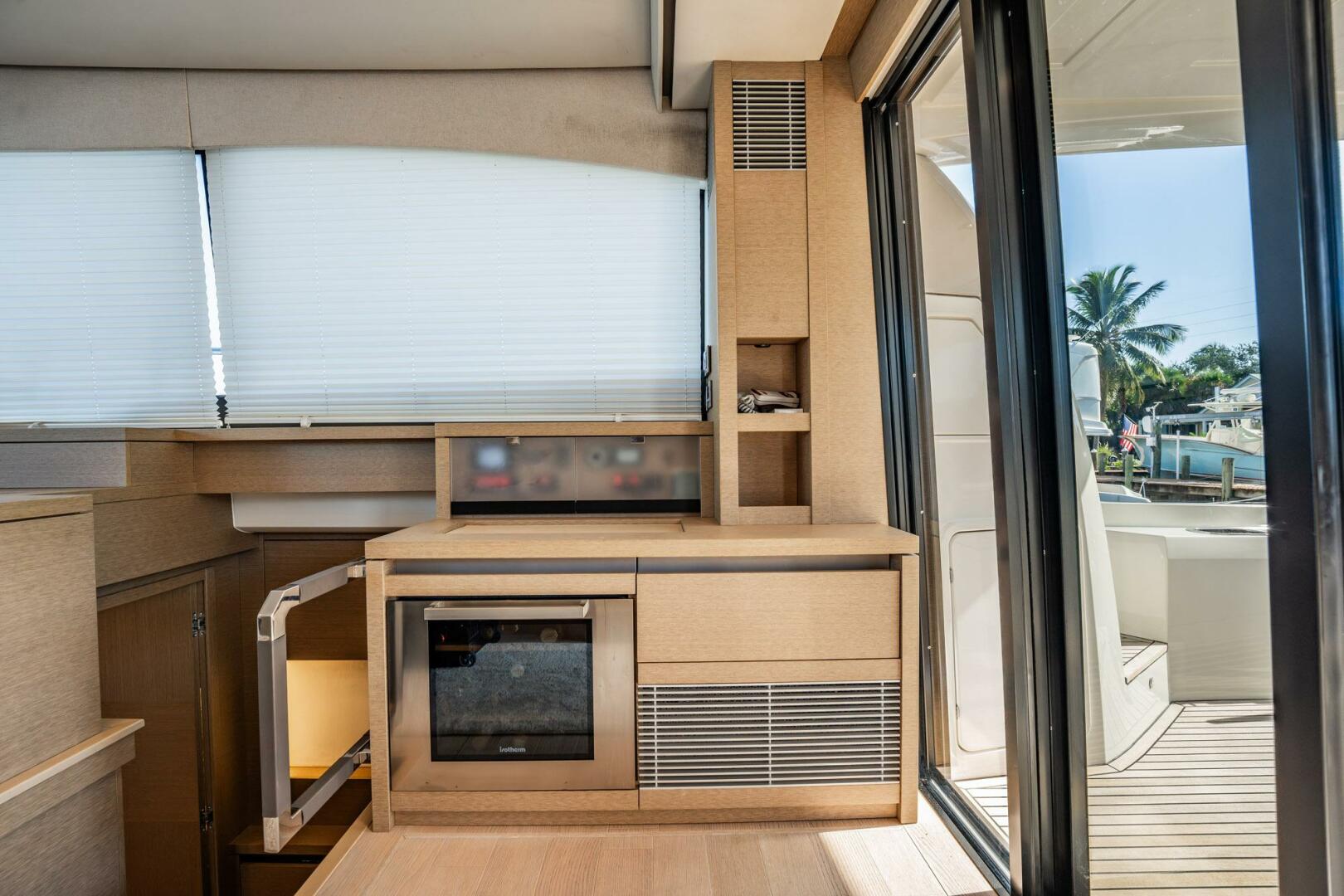 Slide: The Image of Prestige 630 2018 - 5574438