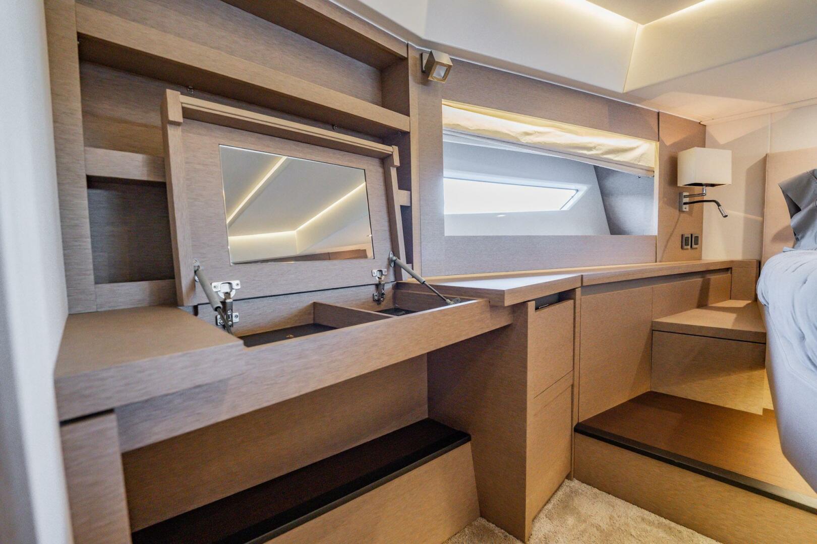 Slide: The Image of Prestige 630 2018 - 5574466