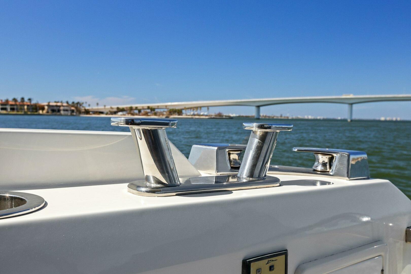 Slide: The Image of 2019 63 Prestige Flybridge - Radiant - 4769432