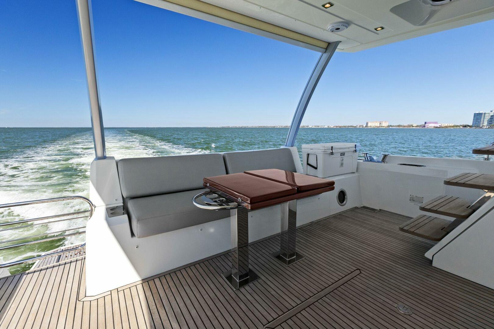 Slide: The Image of 2019 63 Prestige Flybridge - Radiant - 4769437