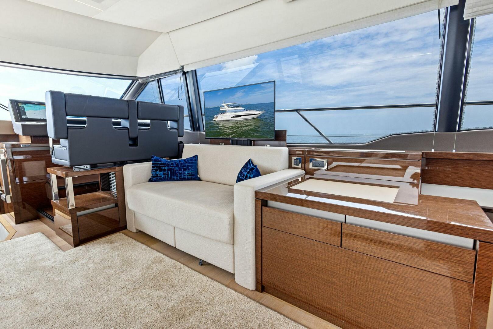 Slide: The Image of 2020 63 Prestige Flybridge - One and Only - - 4567846