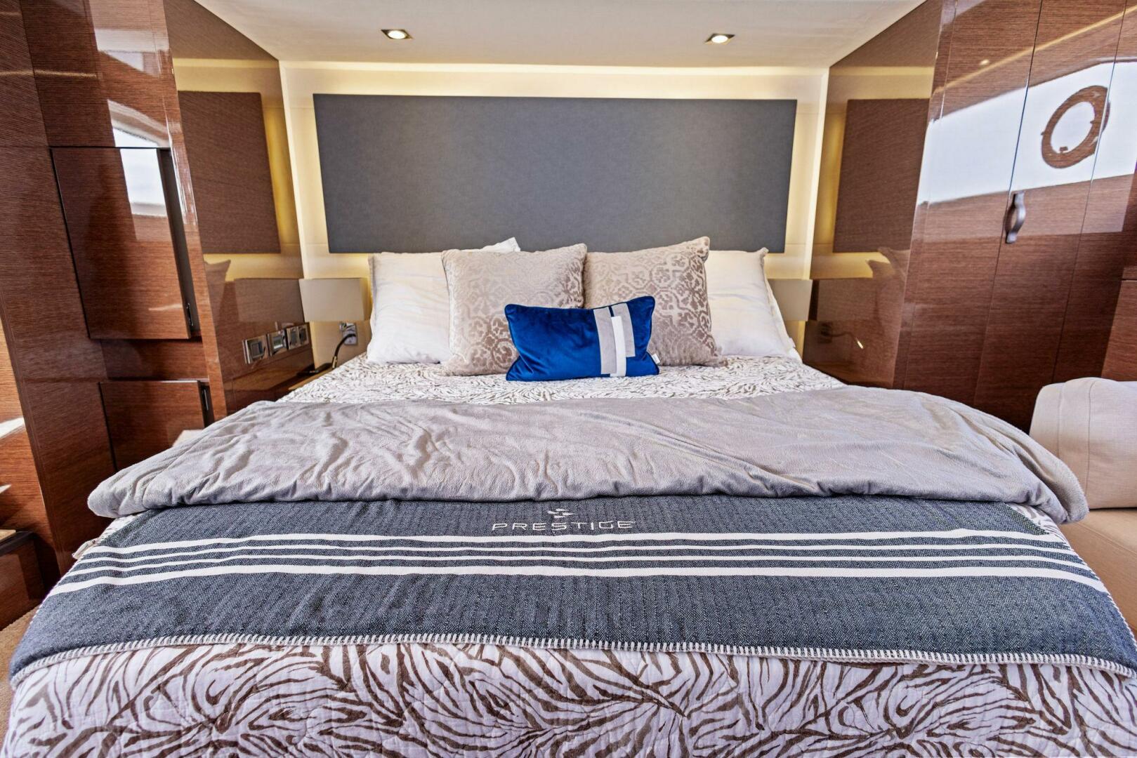 Slide: The Image of 2020 63 Prestige Flybridge - One and Only - Guest Stateroom - 4567852