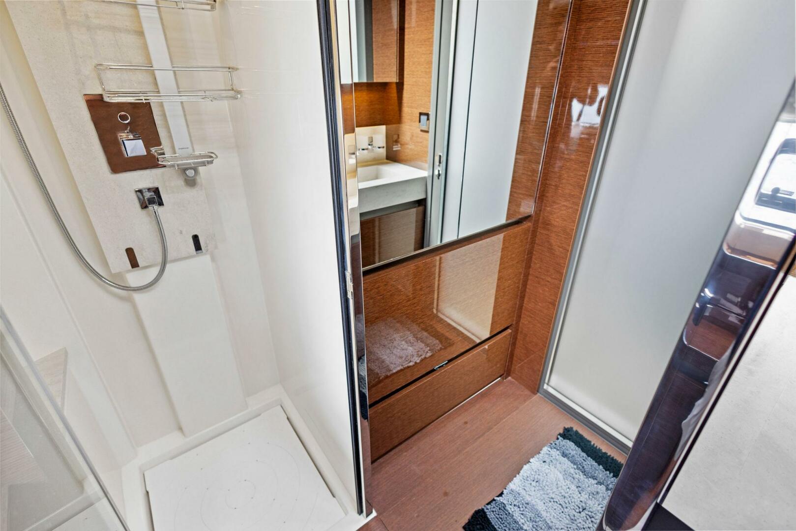Slide: The Image of 2020 63 Prestige Flybridge - One and Only - Head - 4567858