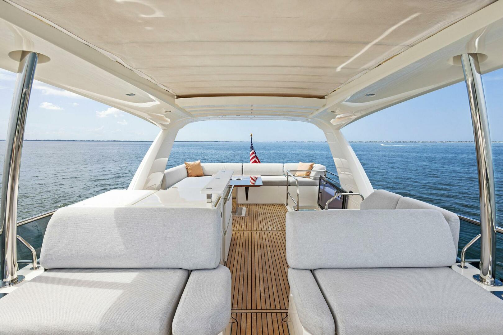 Slide: The Image of 2020 63 Prestige Flybridge - One and Only - Flybridge - 4567893