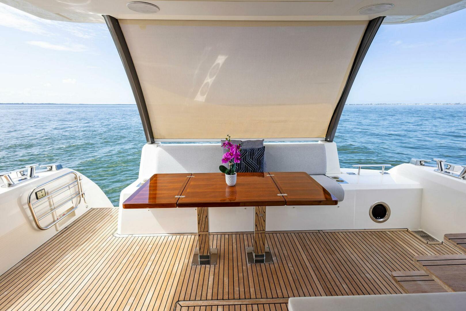Slide: The Image of 2020 63 Prestige Flybridge - One and Only - Cockpit - 4567788