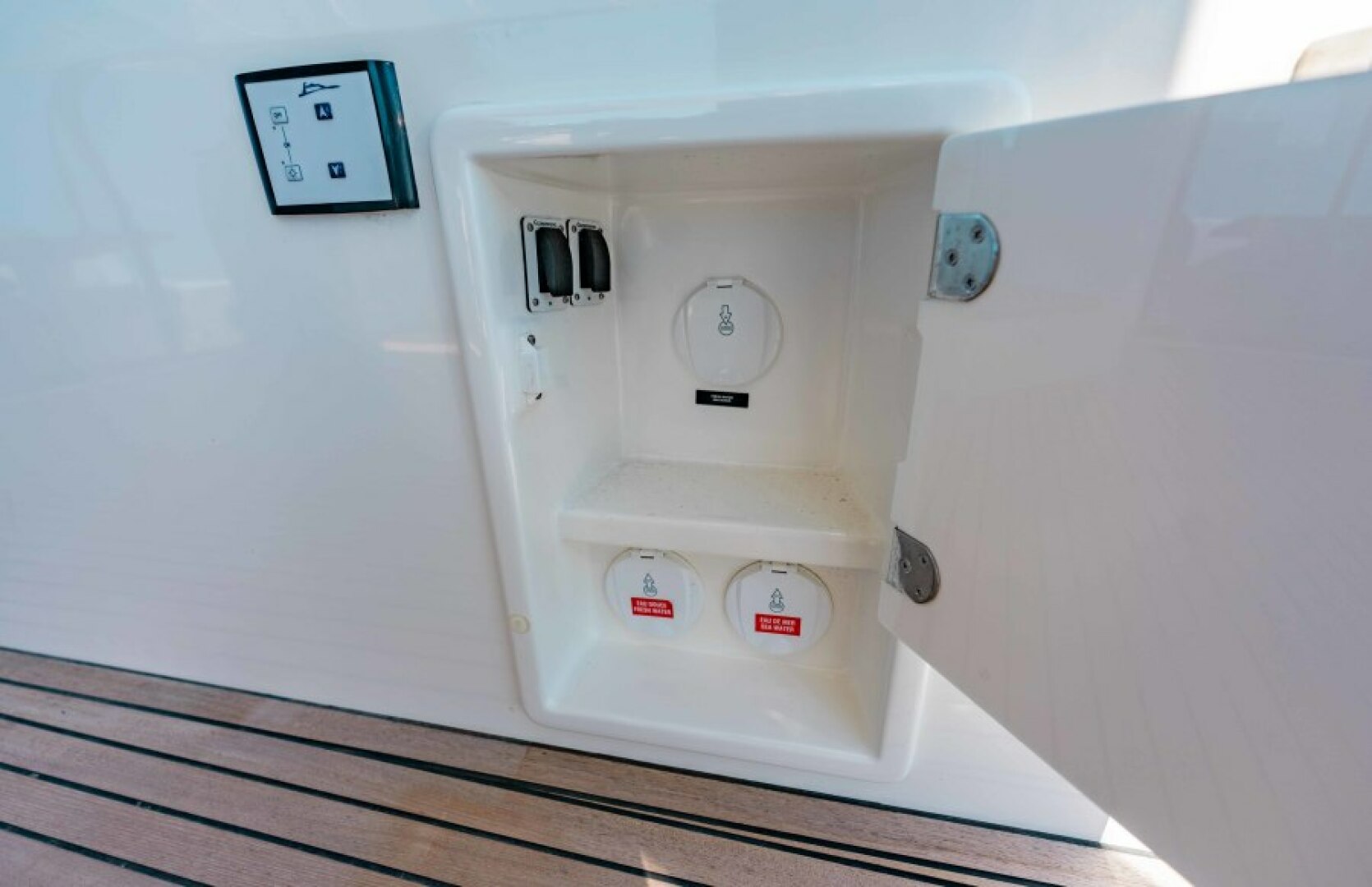 Slide: The Image of 2021 63 Prestige Yacht Flybridge - Cockpit Shore Power - 4334632