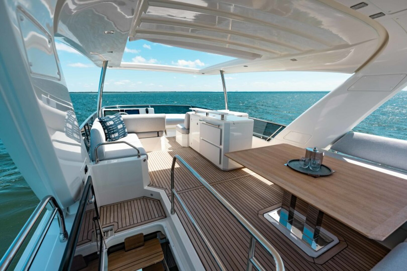 Slide: The Image of 2021 63 Prestige Yacht Flybridge - Flybridge - 4334622
