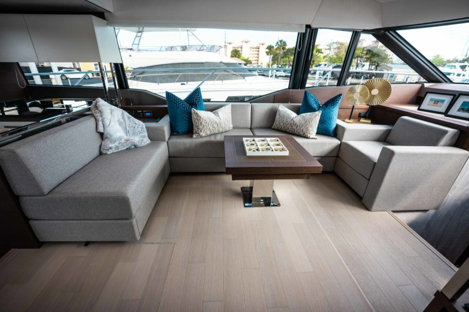 Slide: The Image of 2021 63 Prestige Yacht Flybridge - Dinette - 4334652