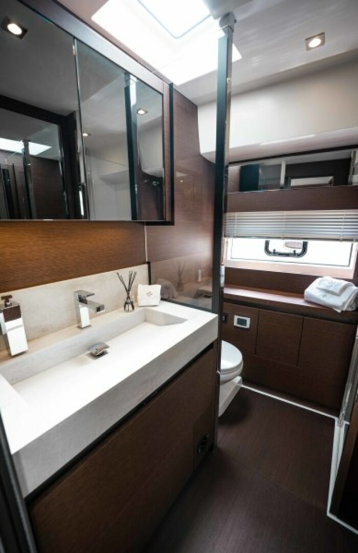 Slide: The Image of 2021 63 Prestige Yacht Flybridge - VIP Head - 4334664