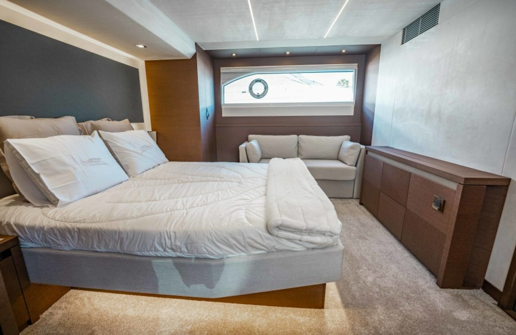 Slide: The Image of 2021 63 Prestige Yacht Flybridge - Master Stateroom - 4334666