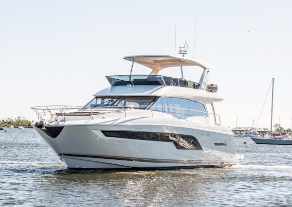 Slide: The Image of Prestige 630 Flybridge 2023 - 7