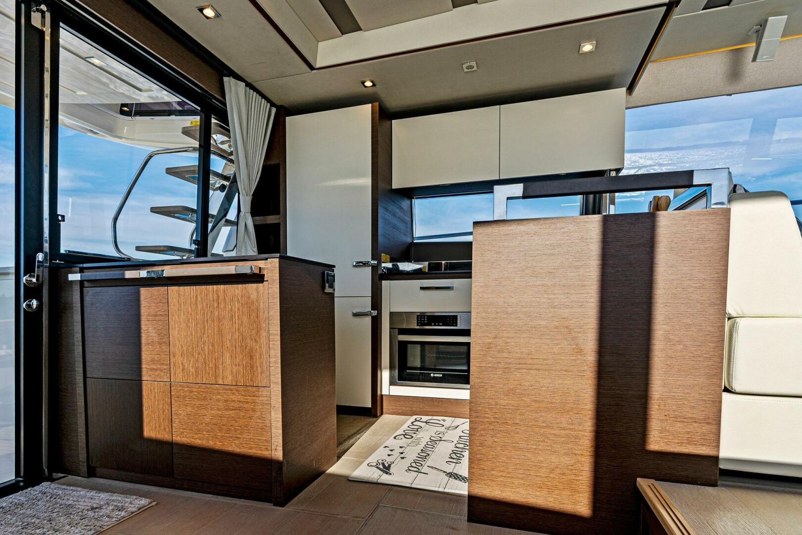 Slide: The Image of 2019 63 Prestige Flybridge - RT Time - Galley - 4199701