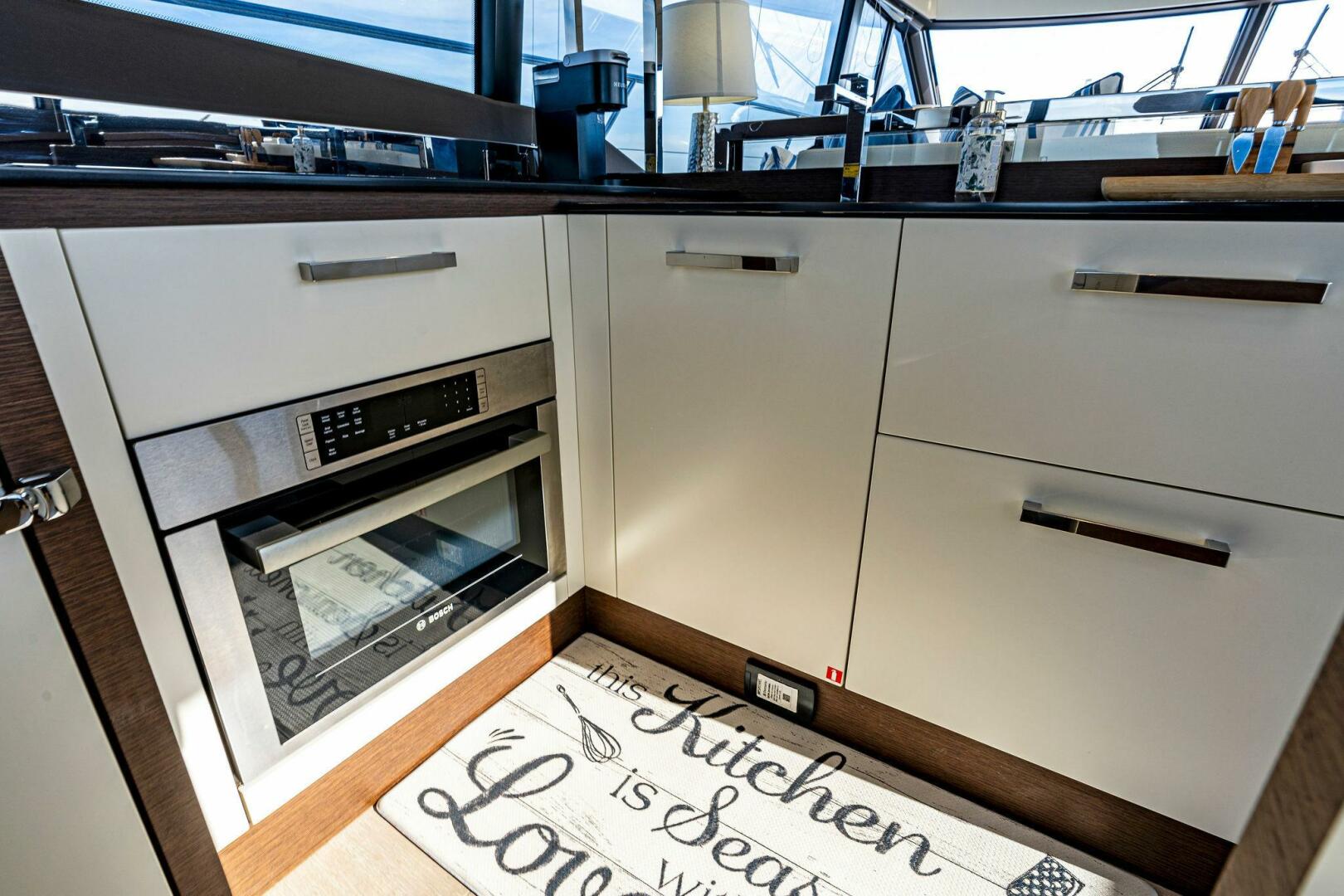 Slide: The Image of 2019 63 Prestige Flybridge - RT Time - Galley - 4199708