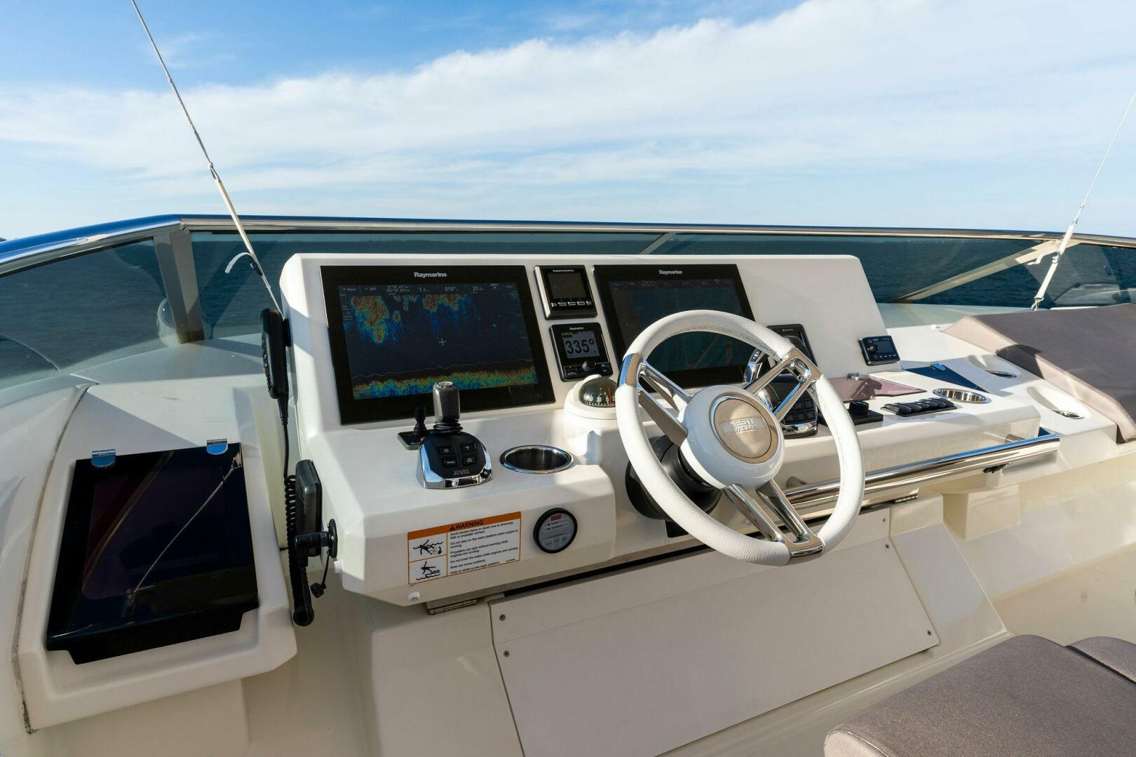 Slide: The Image of 2019 63 Prestige Flybridge - RT Time - Flybridge - 4199866