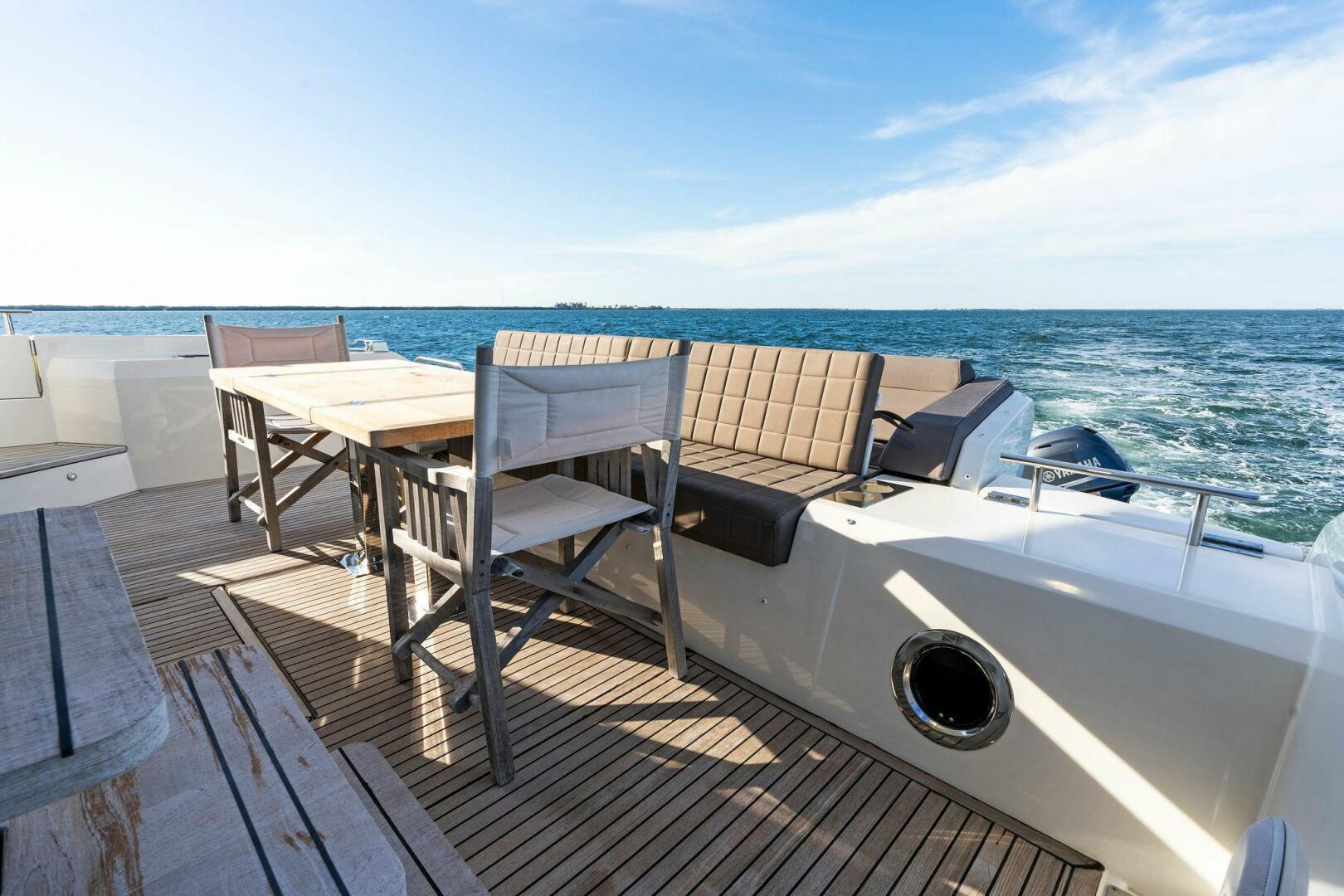 Slide: The Image of 2019 63 Prestige Flybridge - RT Time - Cockpit - 4199907