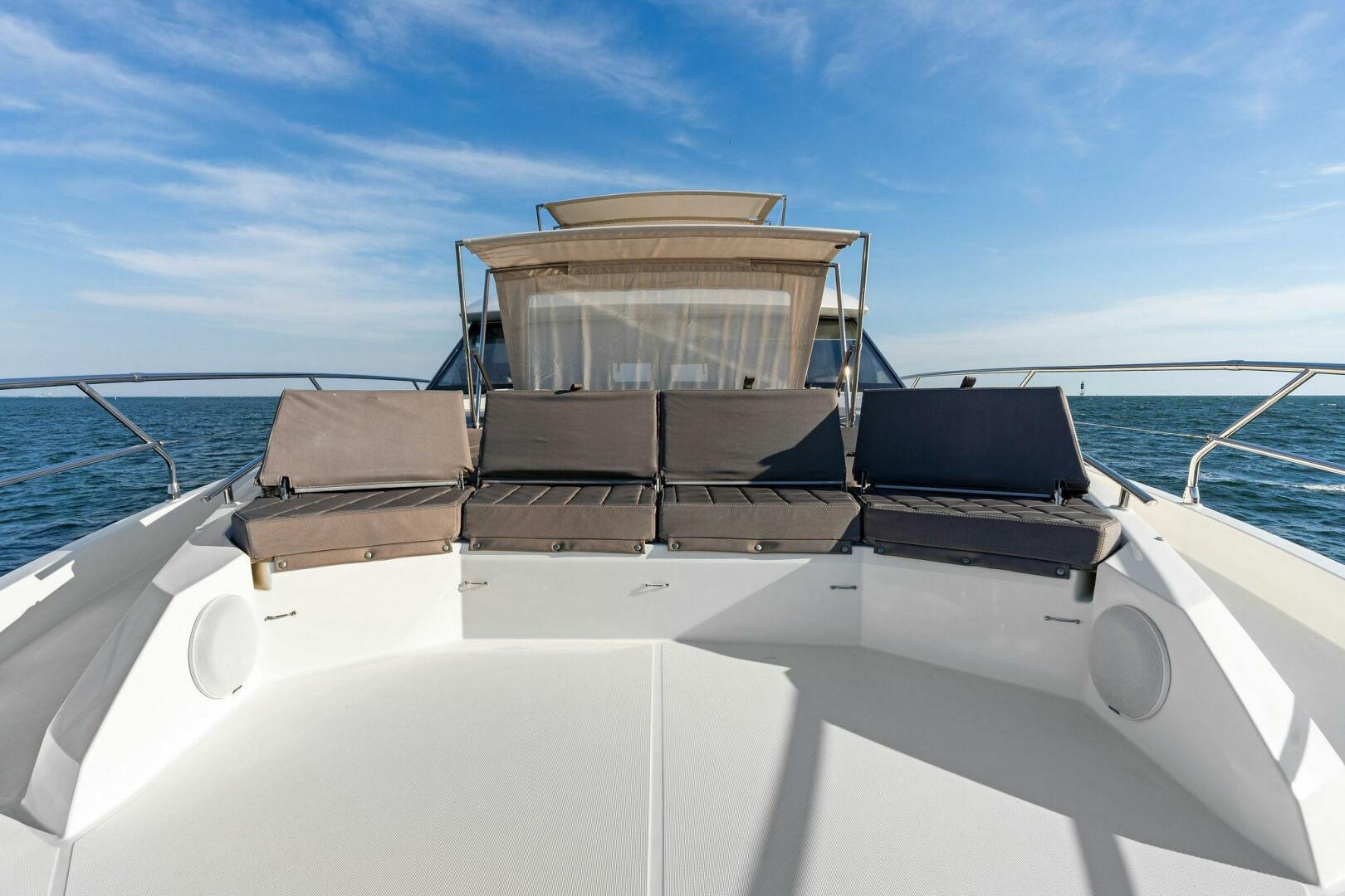 Slide: The Image of 2019 63 Prestige Flybridge - RT Time - Bow - 4199914