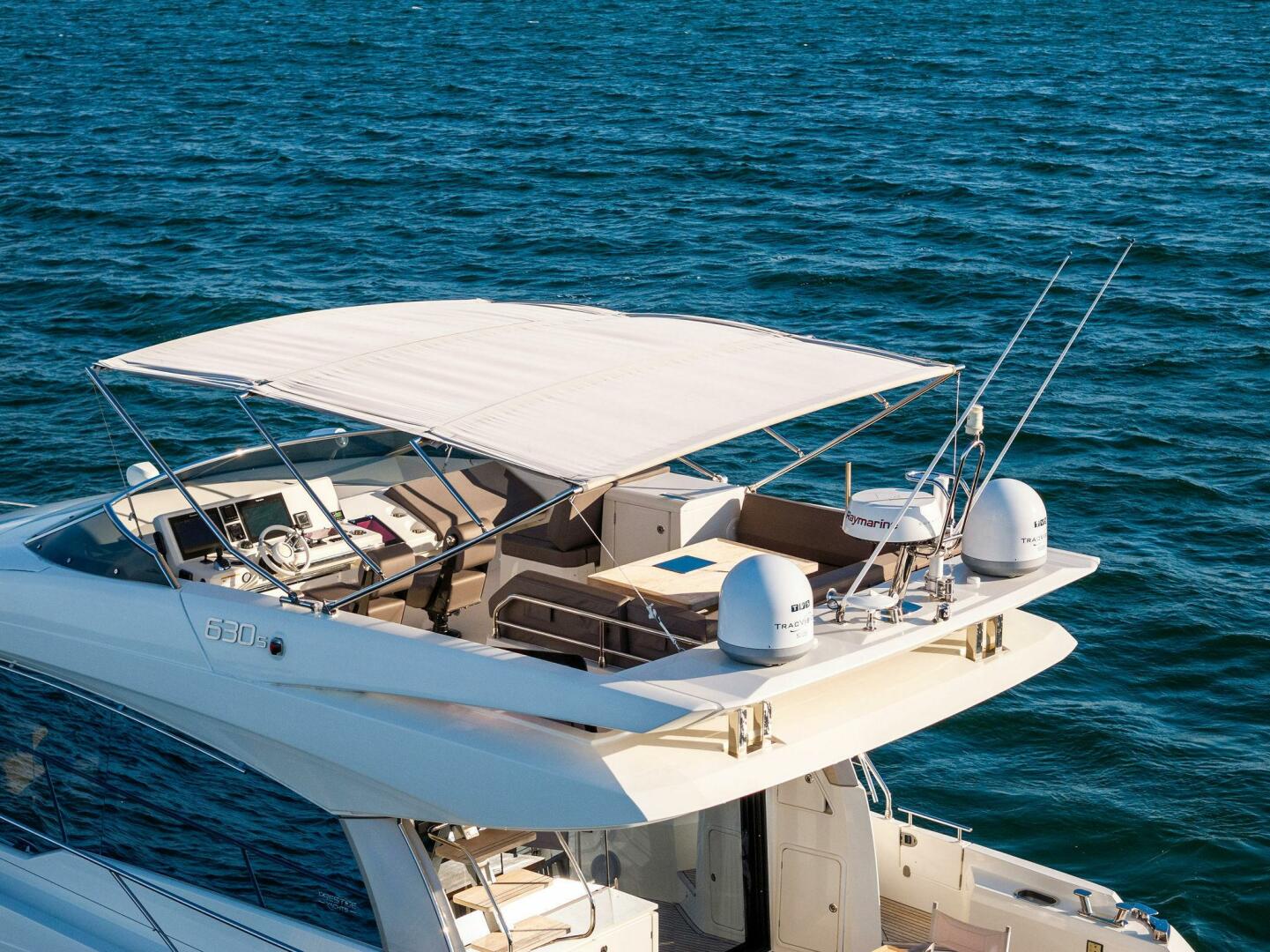 Slide: The Image of 2019 63 Prestige Flybridge - RT Time - Profile - 4200031