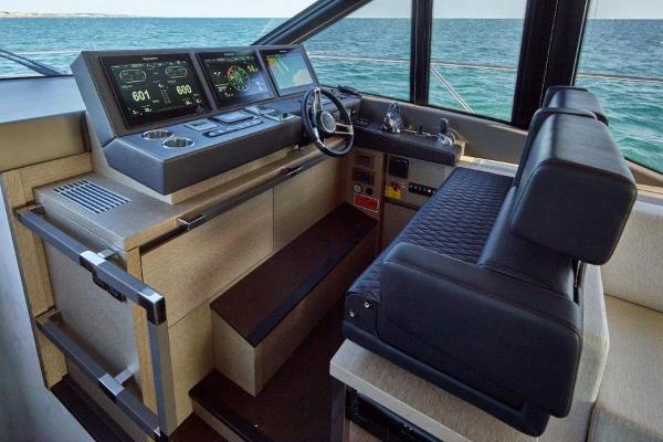 Slide: The Image of Prestige 630 S 2019 - 5