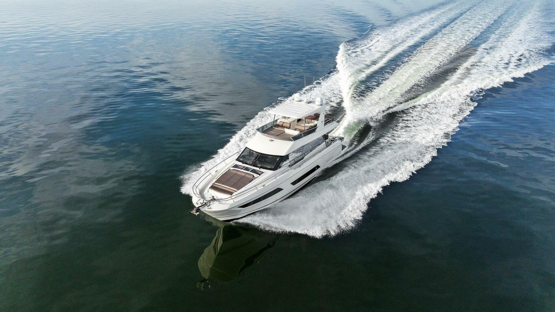Slide: The Image of 2017 68 Prestige Flybridge - Be As You Are XL - 5003033