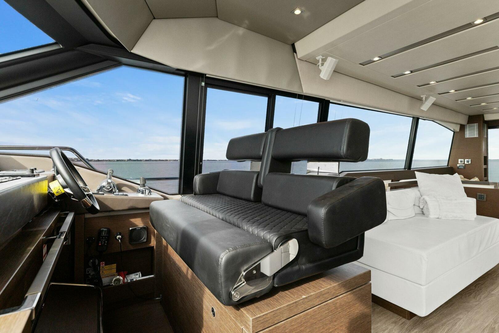Slide: The Image of 2017 68 Prestige Flybridge - Be As You Are XL - 5002782