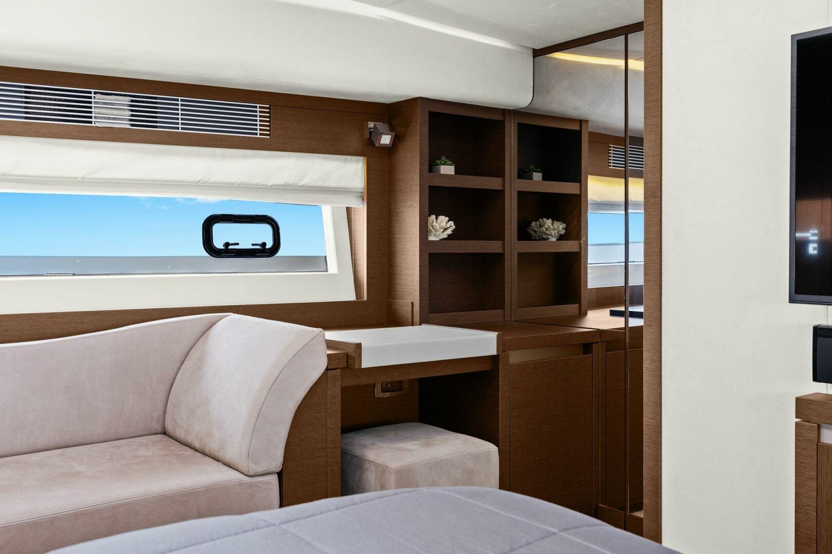 Slide: The Image of 2017 68 Prestige Flybridge - Be As You Are XL - 5002897