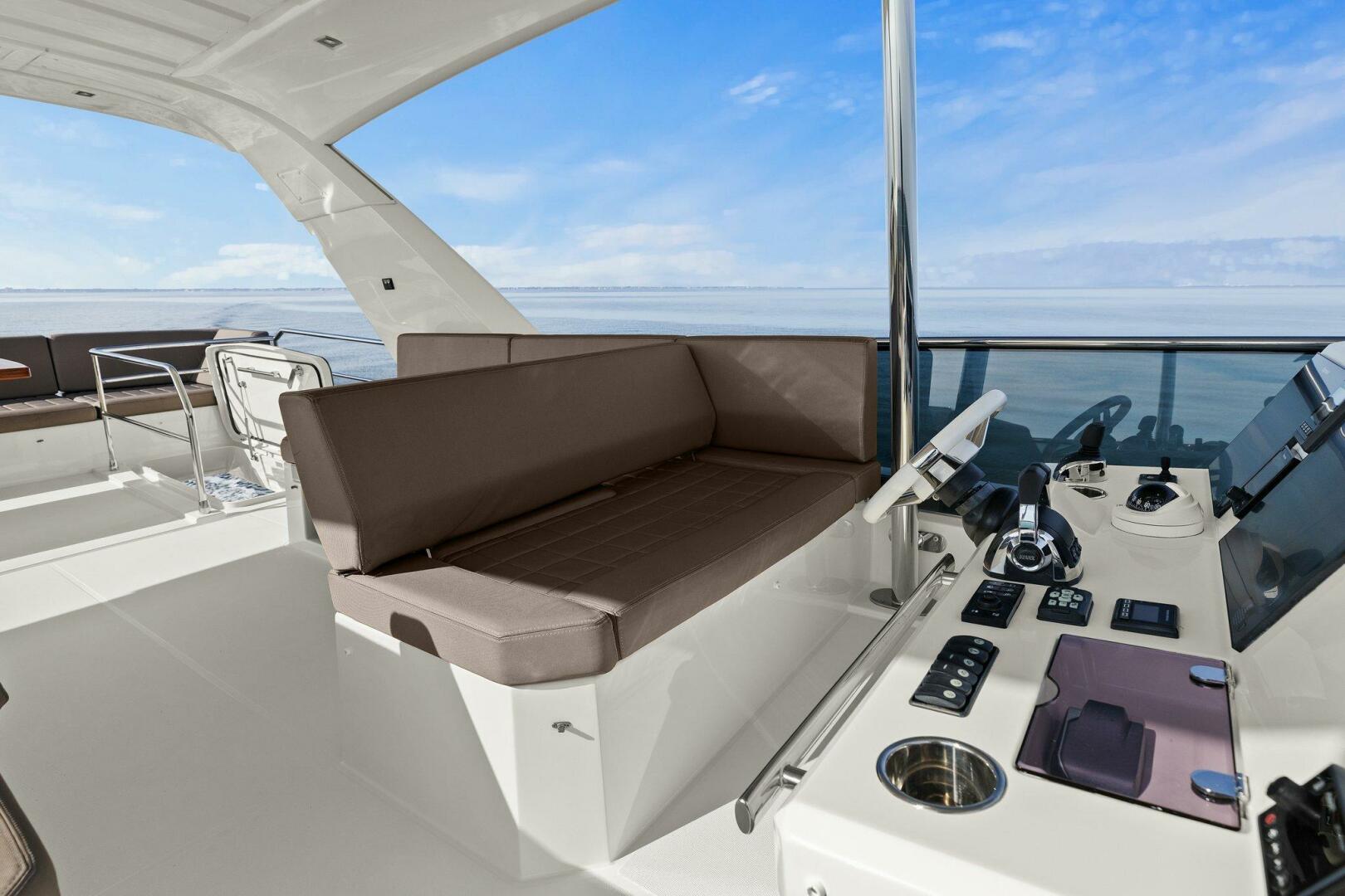 Slide: The Image of 2017 68 Prestige Flybridge - Be As You Are XL - 5002977