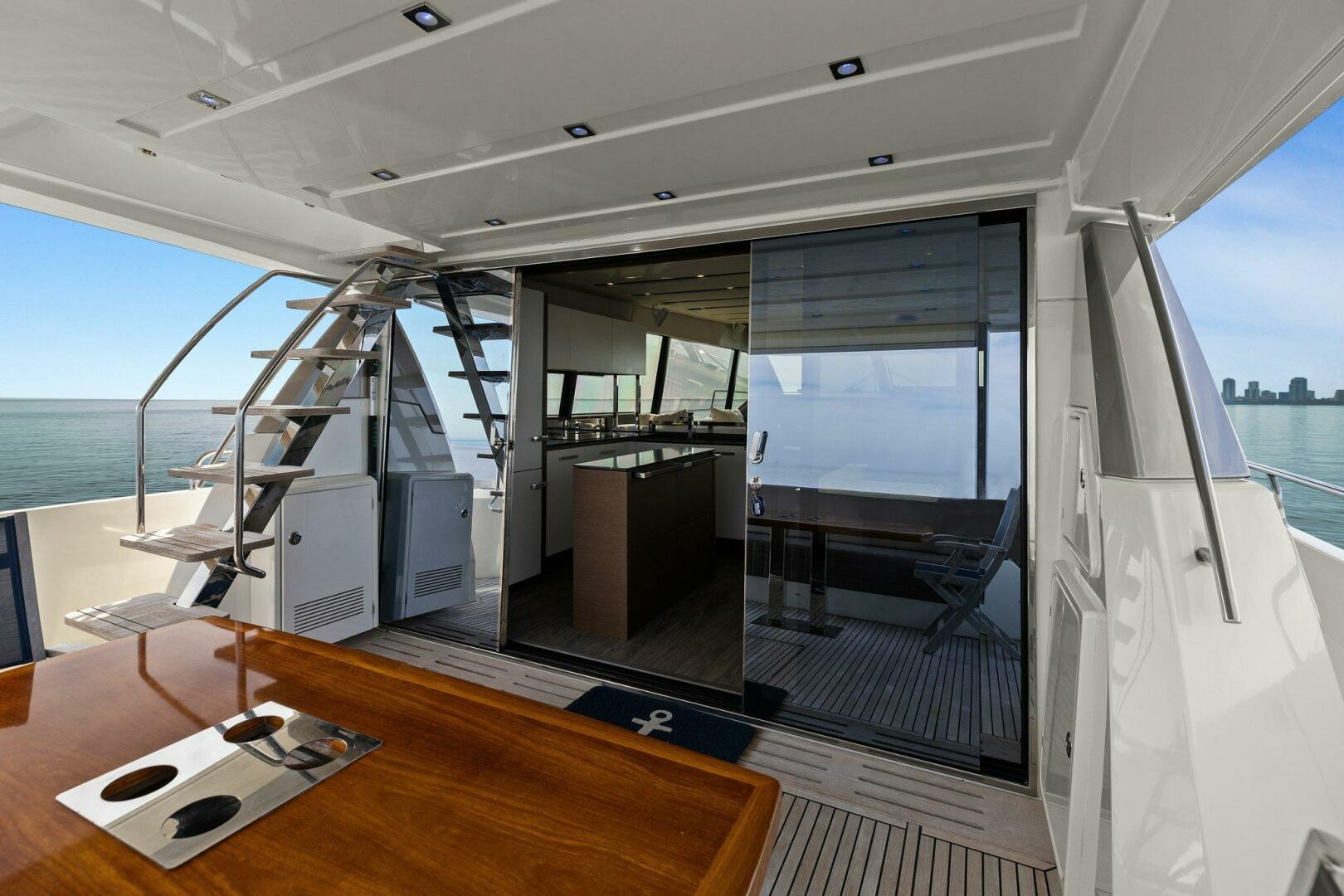 Slide: The Image of 2017 68 Prestige Flybridge - Be As You Are XL - 5002753