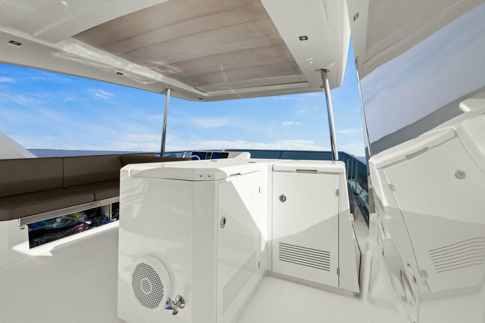 Slide: The Image of 2017 68 Prestige Flybridge - Be As You Are XL - 5002970
