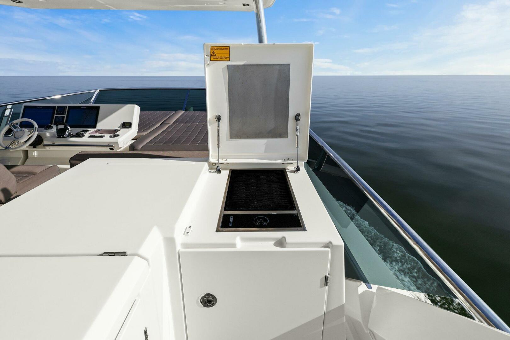 Slide: The Image of 2017 68 Prestige Flybridge - Be As You Are XL - 5002971