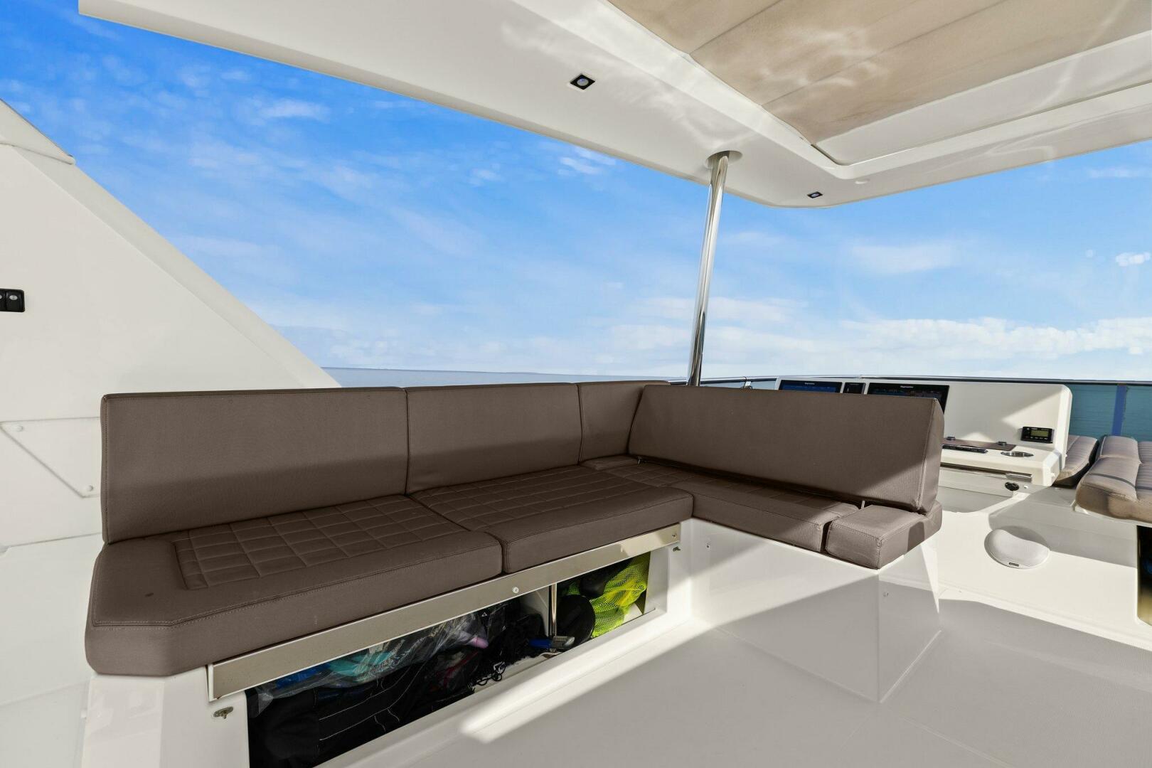 Slide: The Image of 2017 68 Prestige Flybridge - Be As You Are XL - 5002981
