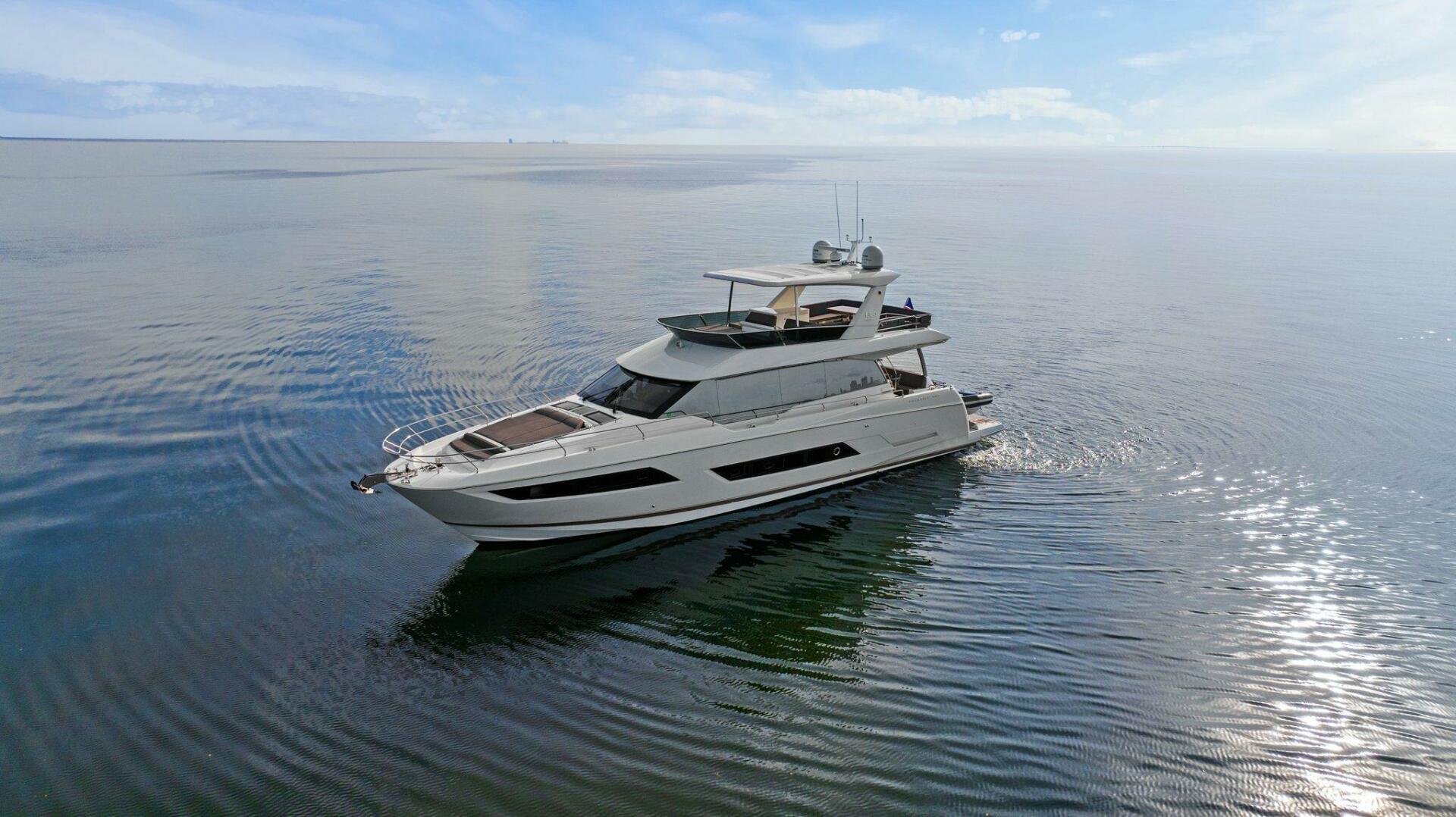 Slide: The Image of 2017 68 Prestige Flybridge - Be As You Are XL - 5003009