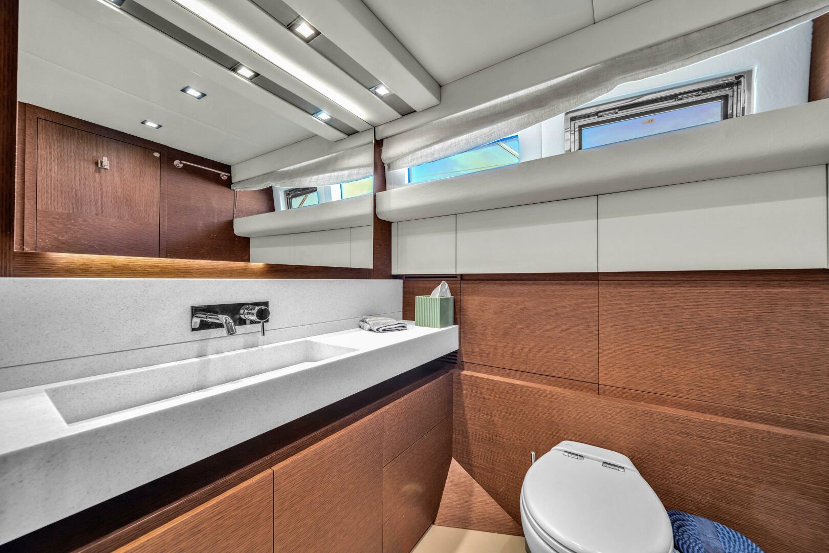 Slide: The Image of Prestige 750 2015 - 5002933