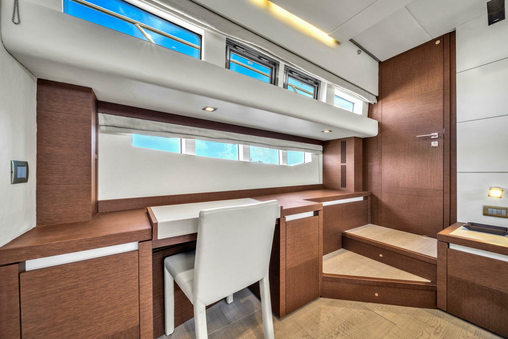 Slide: The Image of Prestige 750 2015 - 5002935