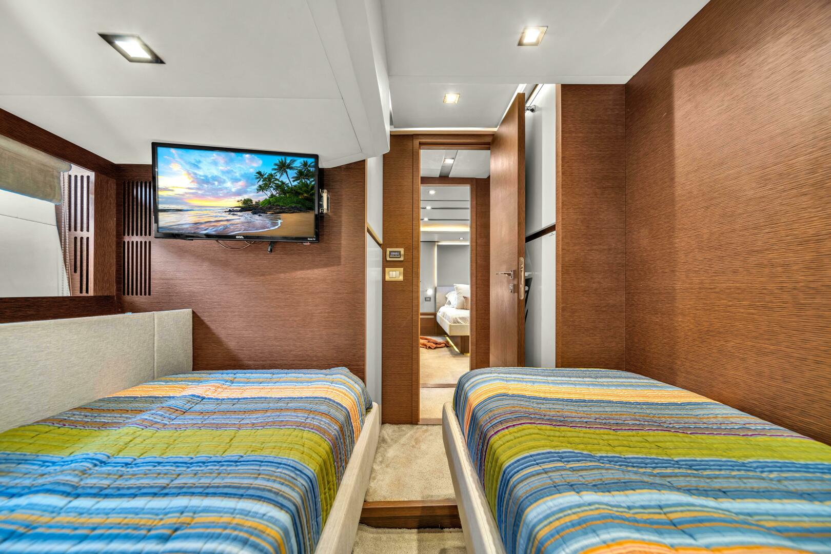 Slide: The Image of Prestige 750 2015 - 5002962